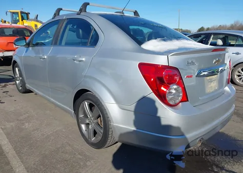 2015 Chevrolet Sonic Rs Auto z USA, uszkodzony, nr VIN 1G1JG5SB8F4167650